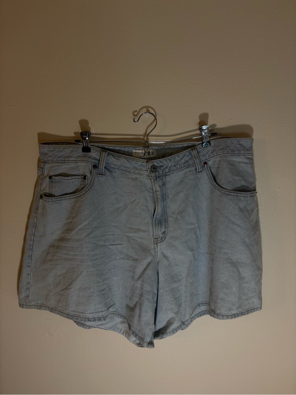 Curve Love Abercrombie & Fitch Light Denim Jean Shorts